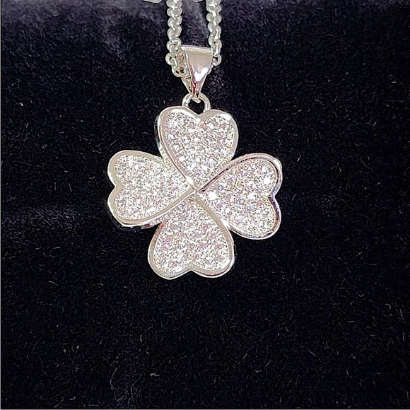 Baublebar White GP Stainless Steel Four Leaf Clover Pendant 18" Chain Necklace - Picture 5 of 13